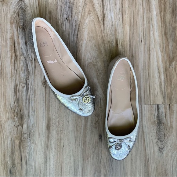 ANDREW STEVENS Cara Silver Leather Ballet Flats Women's Size 7 - Picture 7 of 7